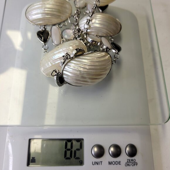 Huge Mother Of Pearl Style Bib Choker Necklace Statement Faux Pearl Necklace - Picture 9 of 11